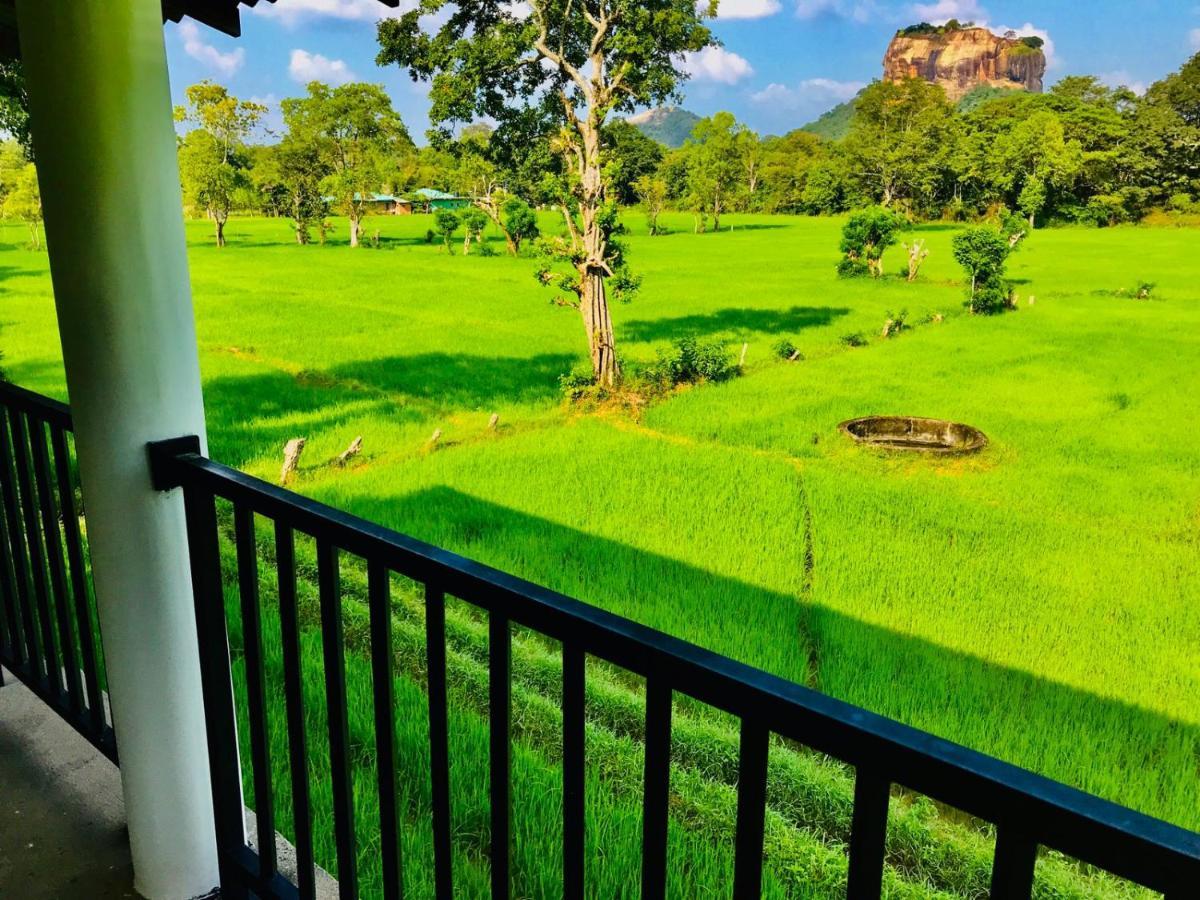 Hotel Castle View Sigirija Zewnętrze zdjęcie